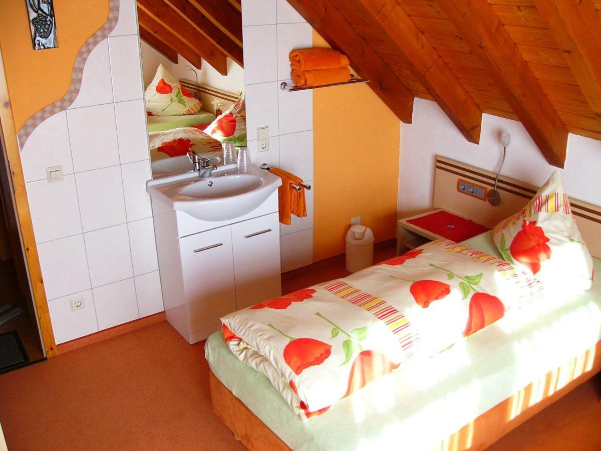 Gästezimmer Schanz-Hilbel Burladingen Exterior foto