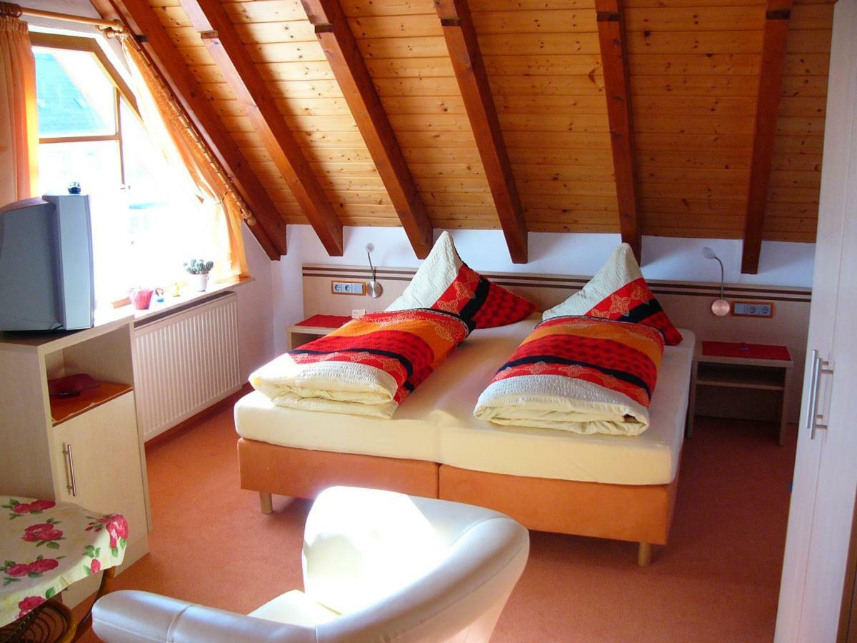 Gästezimmer Schanz-Hilbel Burladingen Exterior foto