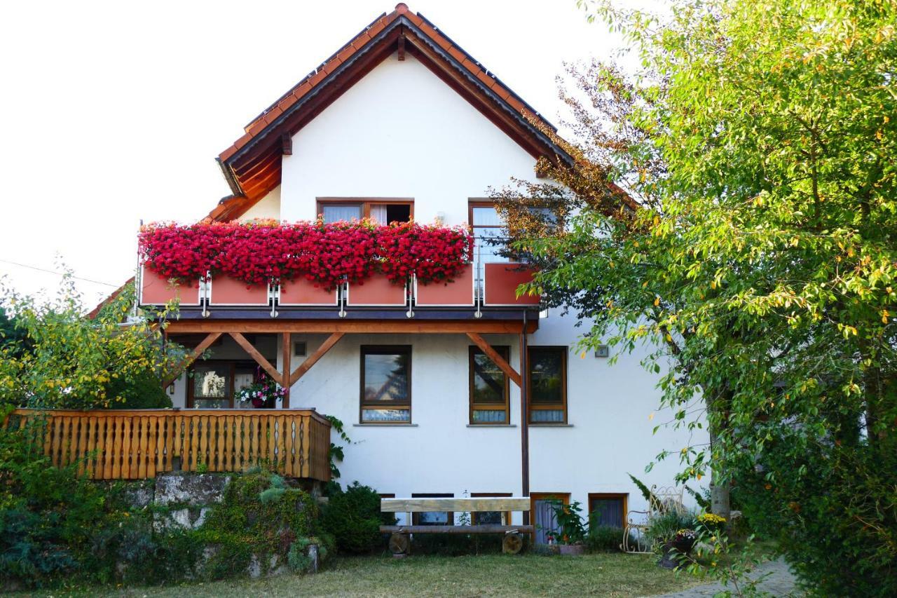 Gästezimmer Schanz-Hilbel Burladingen Exterior foto